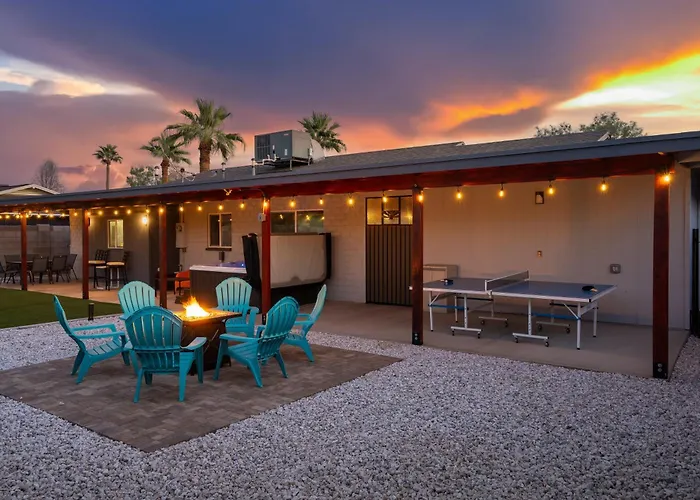 Desert Bloom L 5 Min To Old Town L Hot Tub *